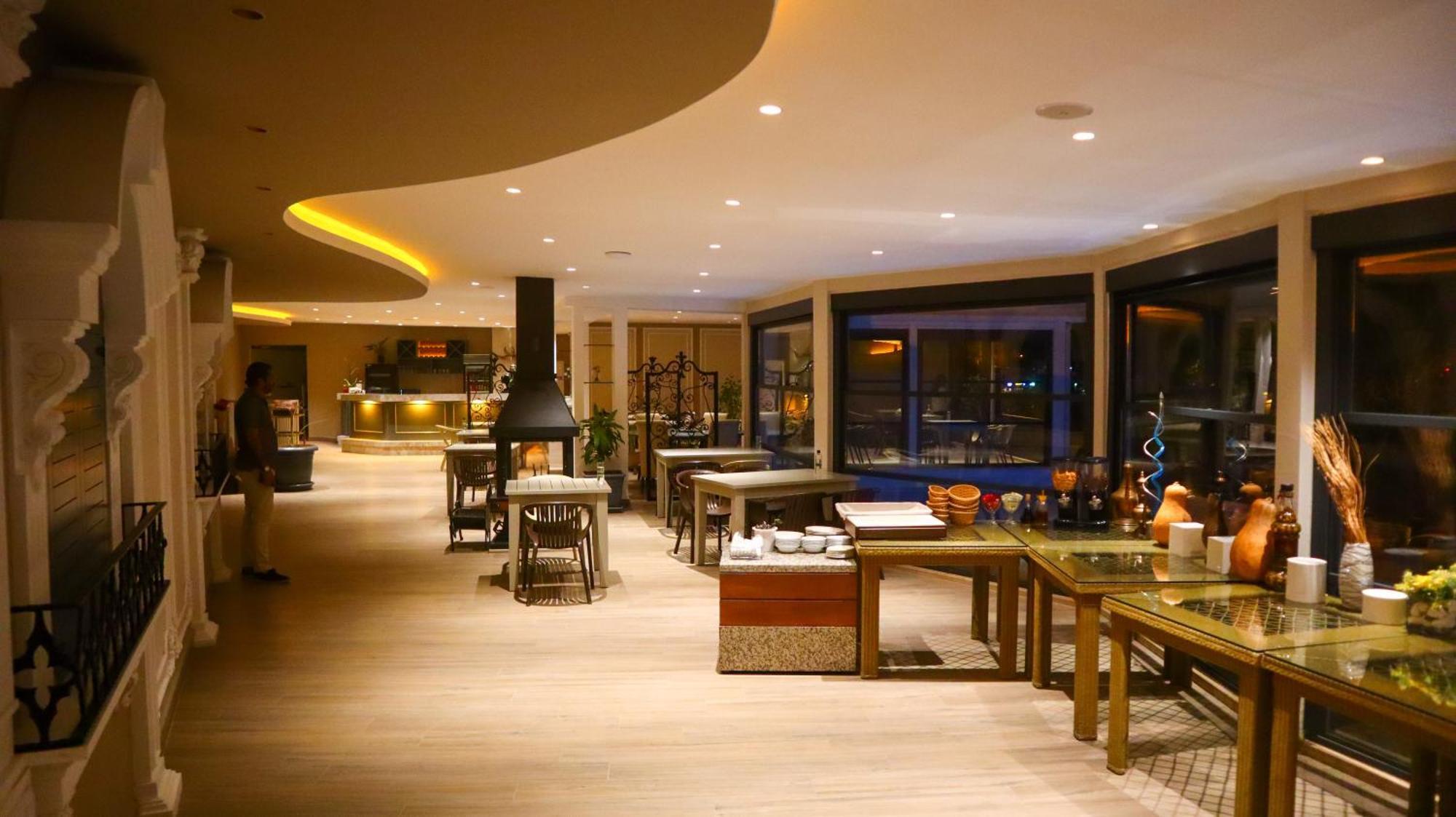 פאטהיה Ata Park Hotel מראה חיצוני תמונה