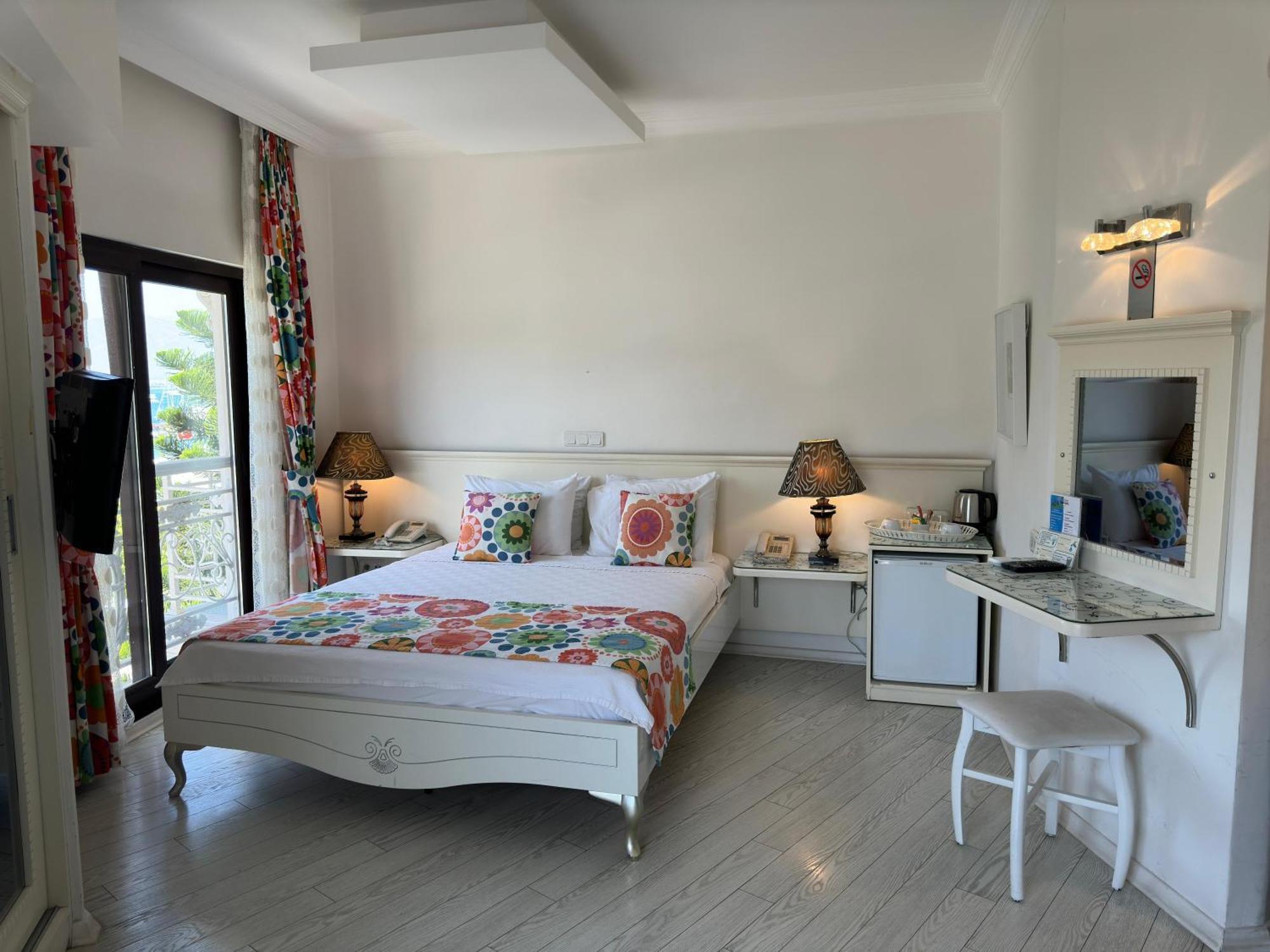 פאטהיה Ata Park Hotel מראה חיצוני תמונה