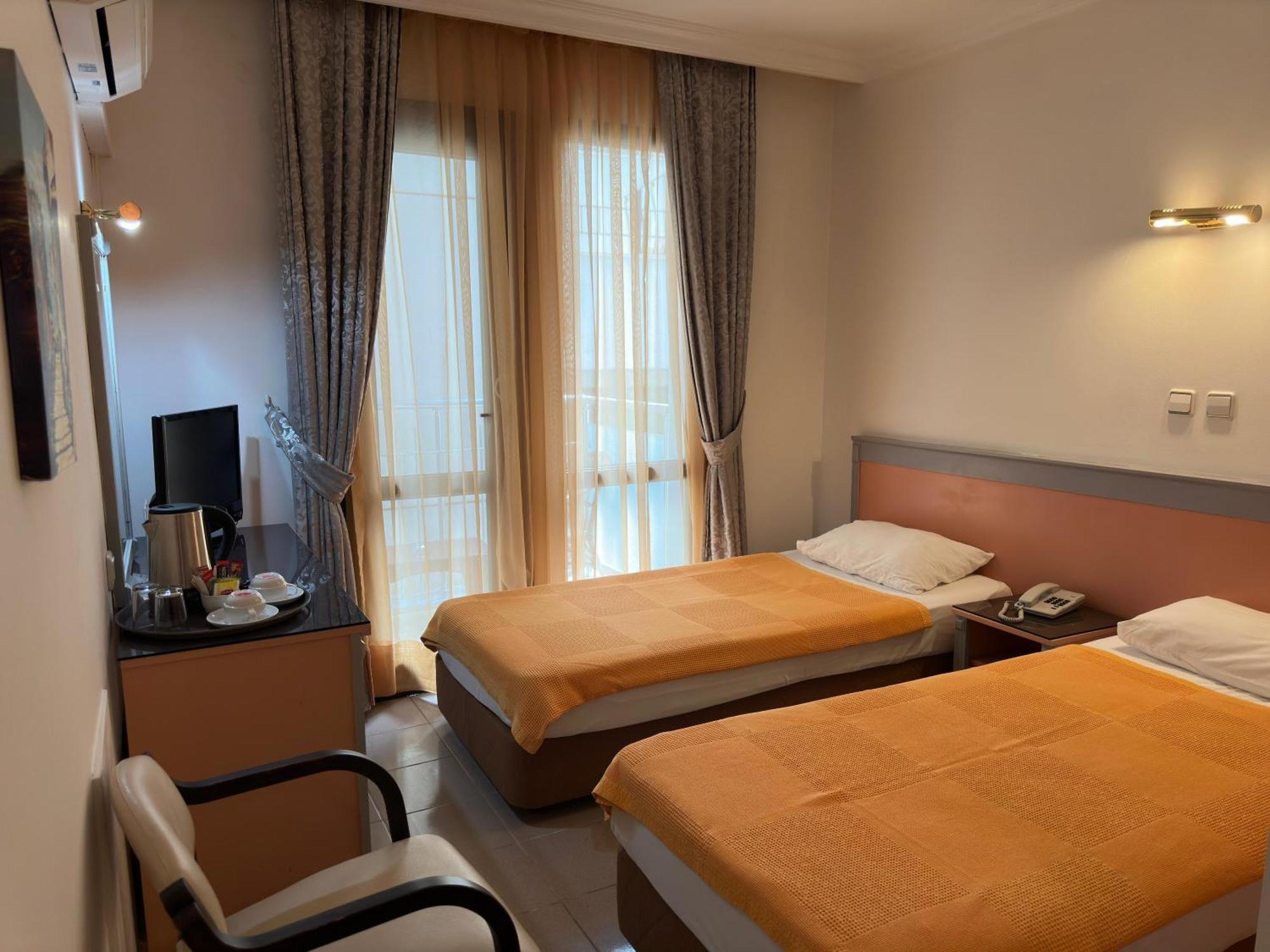 פאטהיה Ata Park Hotel מראה חיצוני תמונה