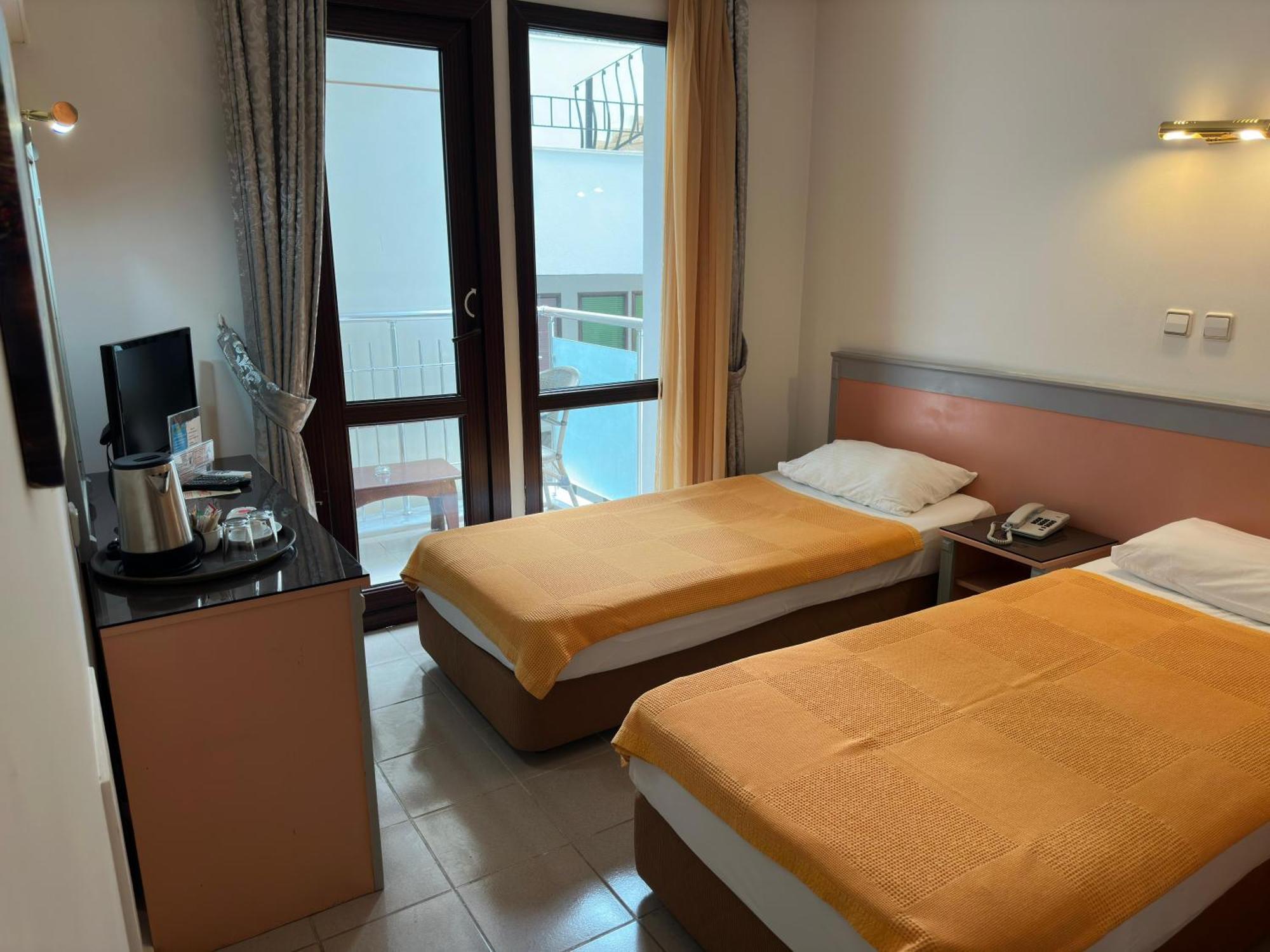 פאטהיה Ata Park Hotel מראה חיצוני תמונה